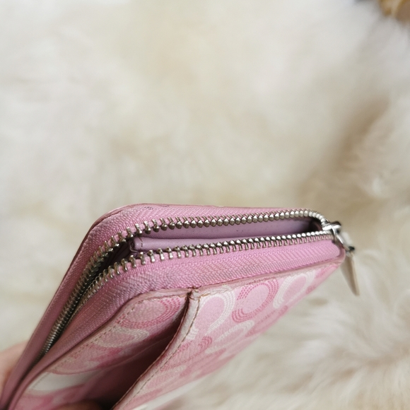 Coach Wallet - Picture 2 of 9